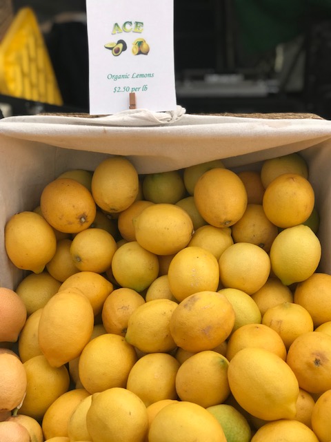 #thursdaythrive   all about Lemons!