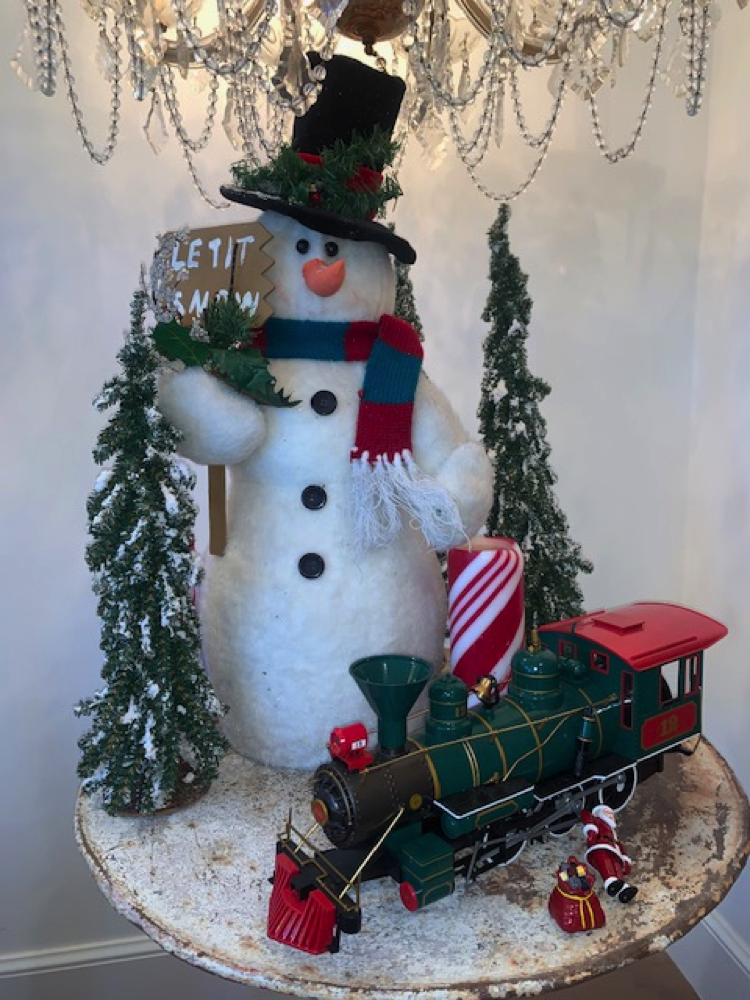 From the Farmhouse – Christmas Decor