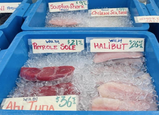 Photo of fresh caught fish on ice at the farmers market