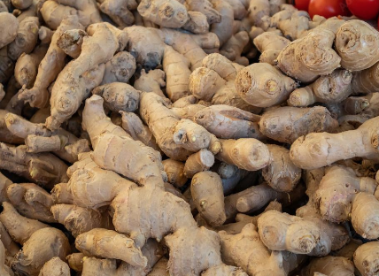 Photo of fresh harvested ginger at the farmers market